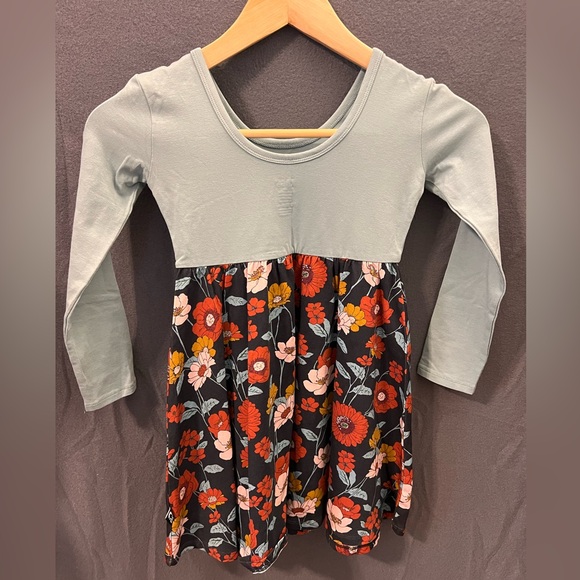 NWOT Rags flower twirl dress size 5/6 - Picture 2 of 3